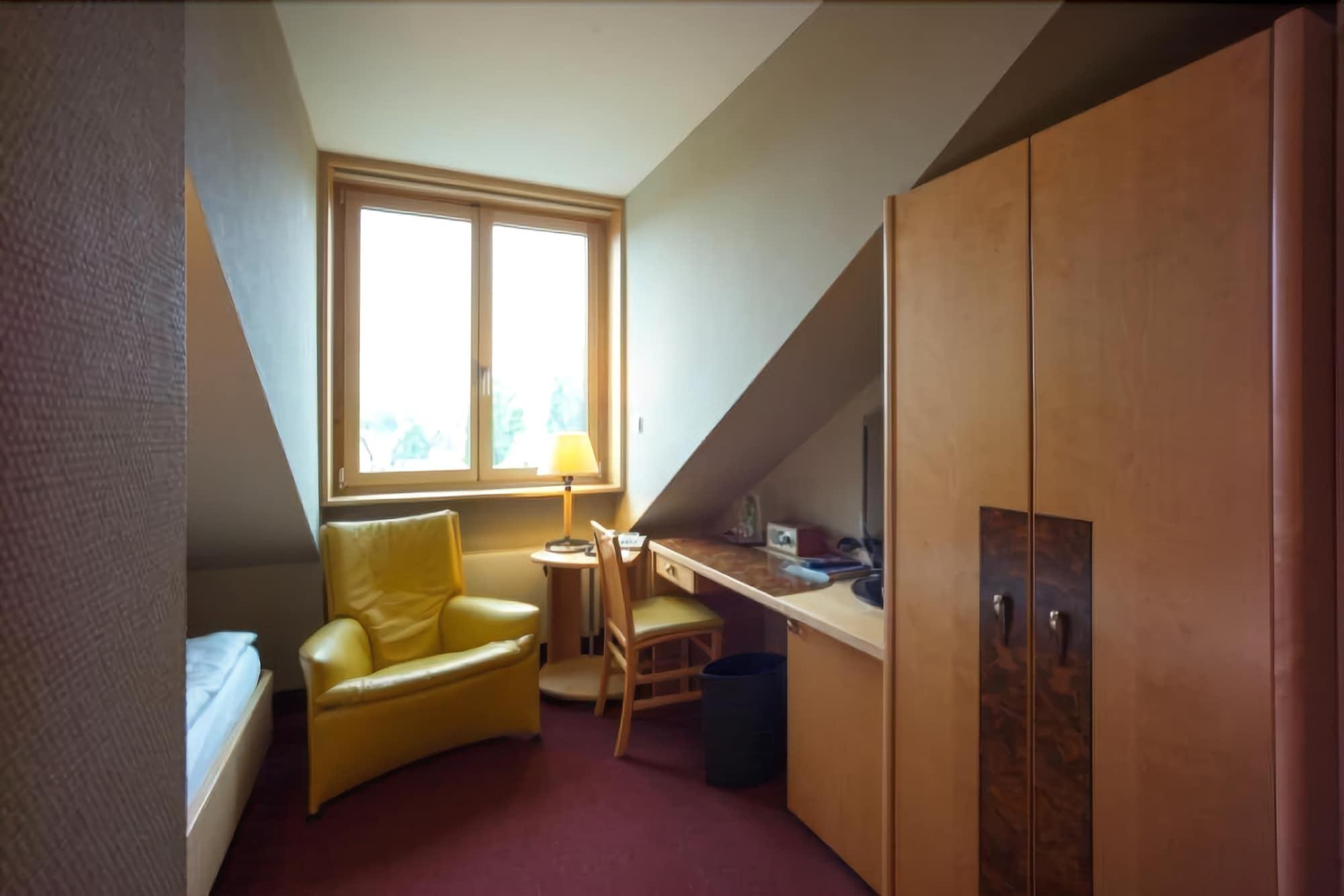 Hotel Gude Кассель Экстерьер фото